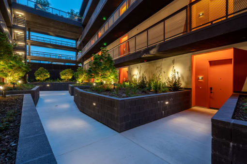 the building in which the hotel is located