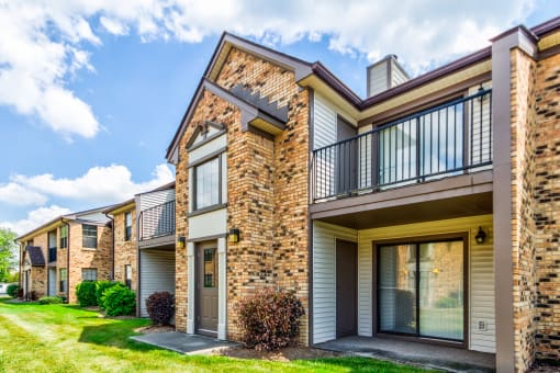 Exterior apartment building at Cedar Ridge Apartments