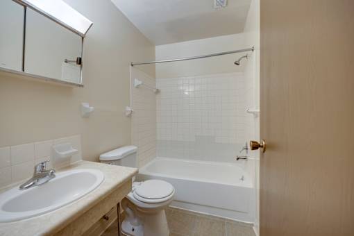 Full Bath in a 2 bedroom apartment at Regency Park Apartments