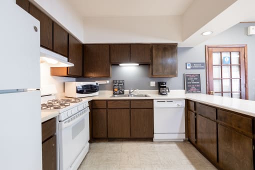 Clubhouse kitchen at Carriage House Apartments Decatur