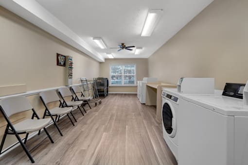 Laundry facility at Briarwood Apartments in Lexington.