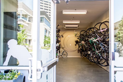 Cycle Storage Center with Restore Station at Quarry at River North