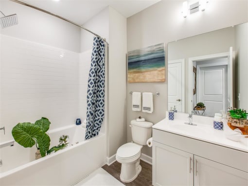 Bathroom With Bathtub at Westport Apartments, Norfolk, VA, 23505