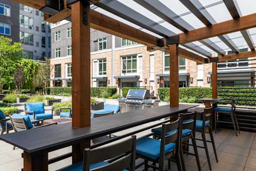 Residential Rooftop Patio at The Lyric Apartments, Washington
