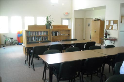 CountryRun_Photo_CommunityRoom