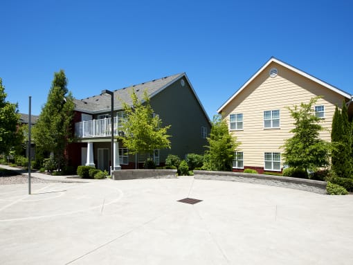 Apple Orchard_Exterior