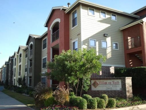 Villas on Sixth
