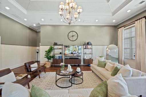 the large clubhouse sitting area at Centerville Manor Apartments