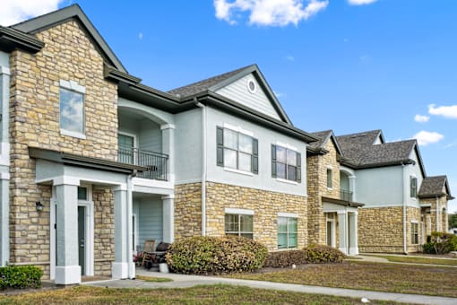 our apartments at the overlook feature a spacious yard and a patio