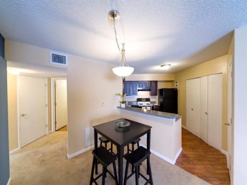 Dining Place With Pendant Lighting at Holly Cove Apartments, Orange Park