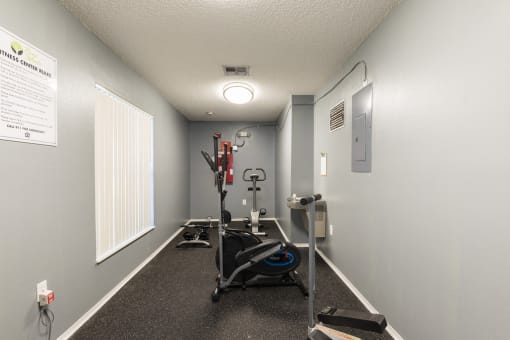 the gym at the flats at big tex apartments