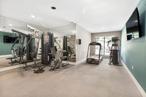 Fitness Center With Modern Equipment at Wexford, Novi, 48377