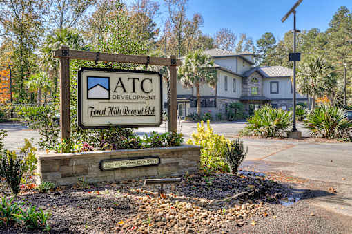 Welcoming Property Signage at Forest Hills Racquet Club, Georgia