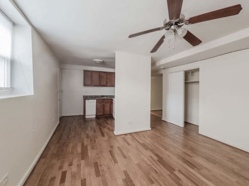 Park Shores -  Living Room Photo