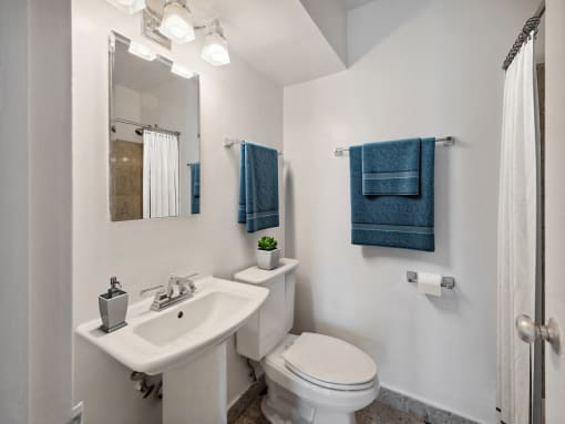 one bedroom floor plan bathroom