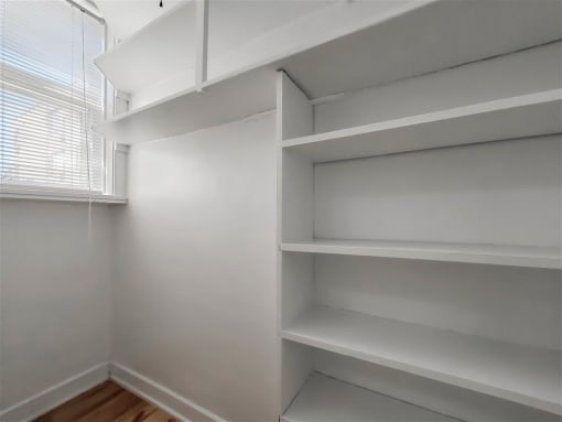 Hamilton Place Pantry