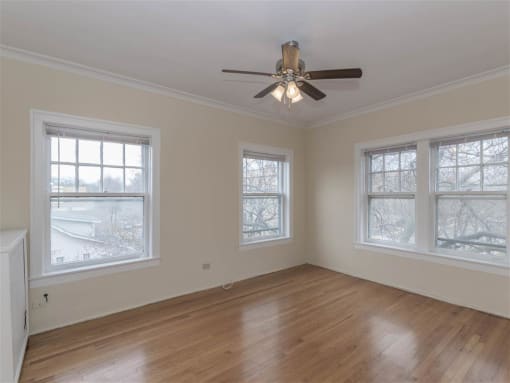 Hamilton - Wood Floors, Ceiling Fan