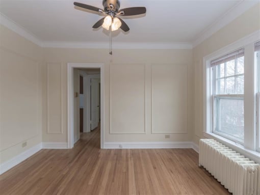 Hamilton Place - Ceiling Fan