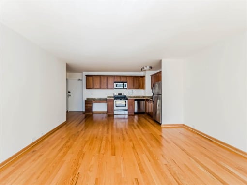 Group Fox - The Van Der Rohe - Living Room