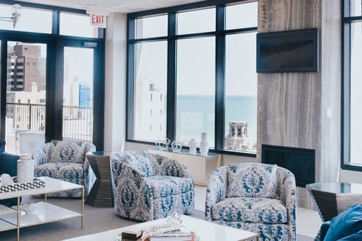 Astor House Lounge