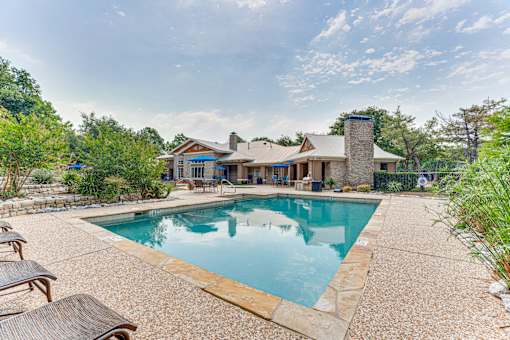 Large Swimming Pool at The Brazos, Dallas, 75287