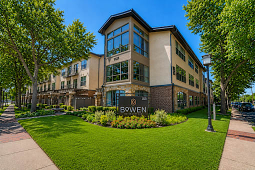 A building with the name BOWEN on it.