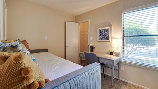 Gorgeous Bedroom at Indian Creek Apartments, Carrollton, 75007