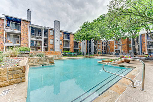 A swimming pool  at The Manhattan Apartments, Dallas, TX