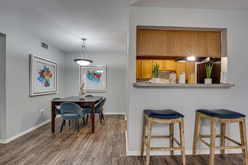 Counter with chairs at Southern Oaks, Texas