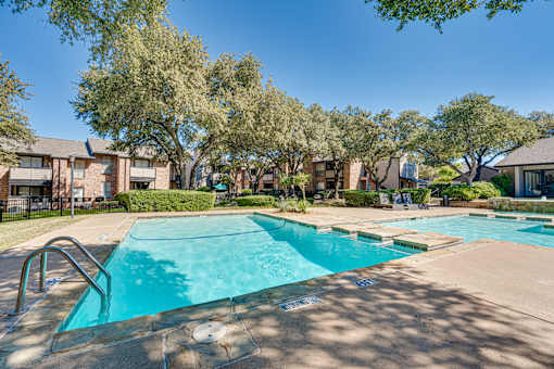 Resort style swimming pool at Southern Oaks, Fort Worth