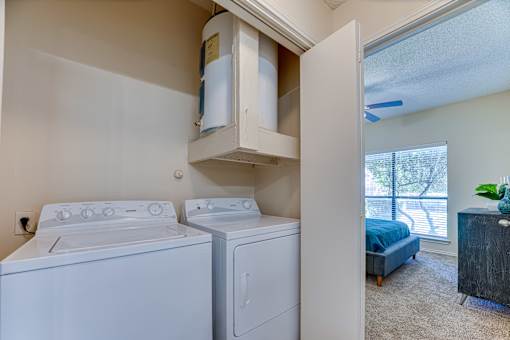 Washer Dryer In Unit at Wilson Crossing, Cedar Hill, TX