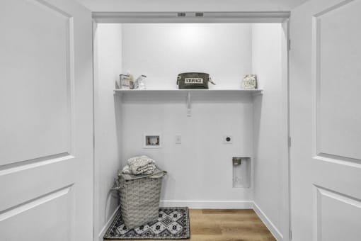 a waher and dryer hookup closet