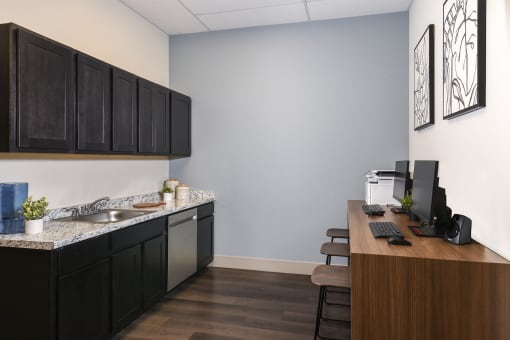 this is a photo of the office space available to rent