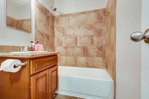 Spacious Bathroom Layouts At Le Mar Apartments in Fullerton, CA.