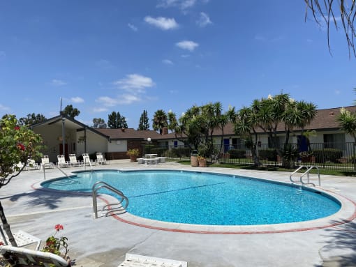 Orangewood Garden Apartment Homes in Anaheim