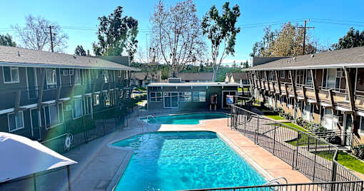 Towne Centre at Orange Apartments.