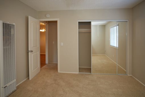 Towne Centre at Orange Apartment Homes in California near Anaheim featuring one bedroom, two bedroom and three bedroom apartments.
