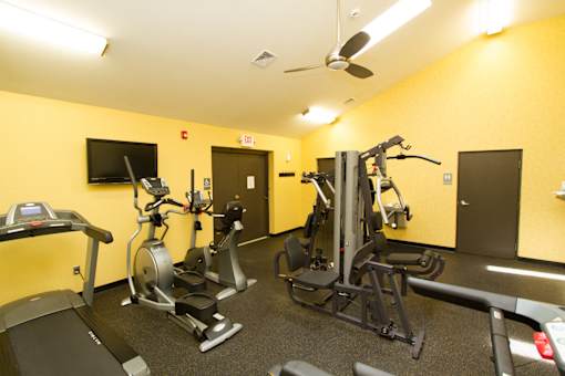 Meadows at Bumble Bee Hollow Fitness room