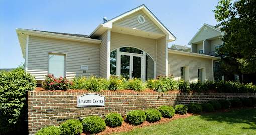 Apartments in central Omaha with lots of trees and lush landscaping, scenic views, and park-like setting at Kensington Woods Apartments