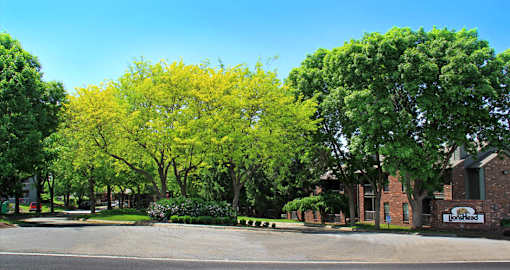 Apartments in northwest Omaha with beautiful landscaping, scenic views, lots of trees, and park-like setting at LionsHead Apartments in Omaha, Nebraska