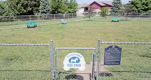 Apartments on 44th and O Street in Lincoln with huge resident dog park