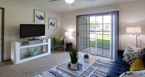 Apartments in central Lincoln Nebraska with spacious living room, spacious floor plan, spacious balcony at Tanglewood Apartments