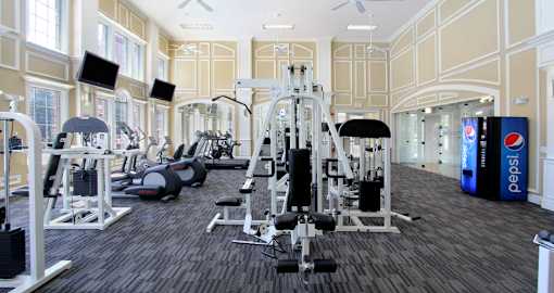Luxury apartments with huge fitness center at TurtleCreek apartments in West Des Moines, Iowa