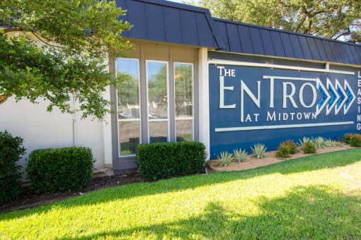 Property Signage at The Entro at Midtown, Dallas, TX, 75230