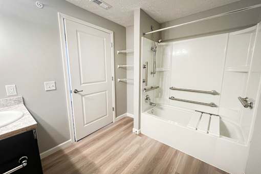 Spacious Bathroom at Hebron Station Apartments, Hebron, KY, 41048