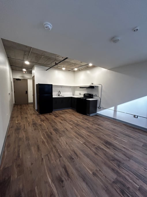 1060 Bishop studio living area