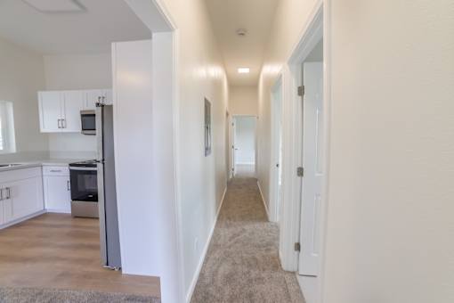 2612 Kapiolani Kitchen Hallway