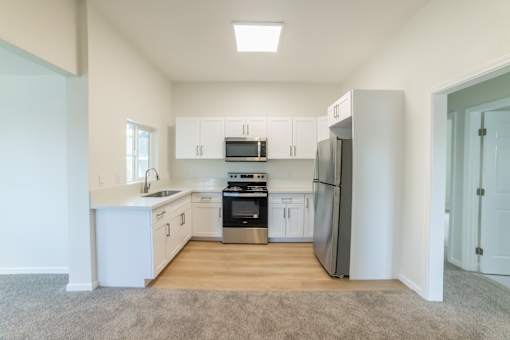2612 Kapiolani Kitchen