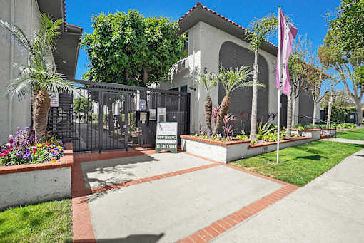 Tierra Del Sol Entrance