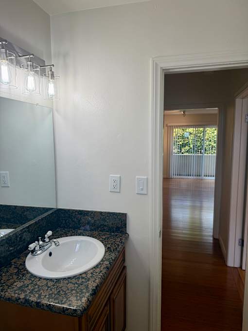 3651 MacLaughlin Bathroom